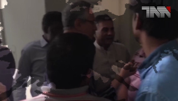 Karachi- Waseem Akhtar urges Karachiites not to pay taxes to Sindh Govt