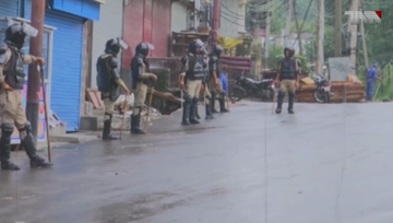 Srinagar- Indian troops martyr four Kashmiri youth in IOK