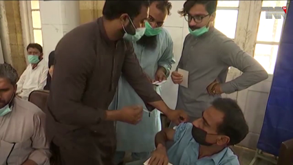 Islamabad - The daily rate of corona cases in Pakistan has come down to the lowest level